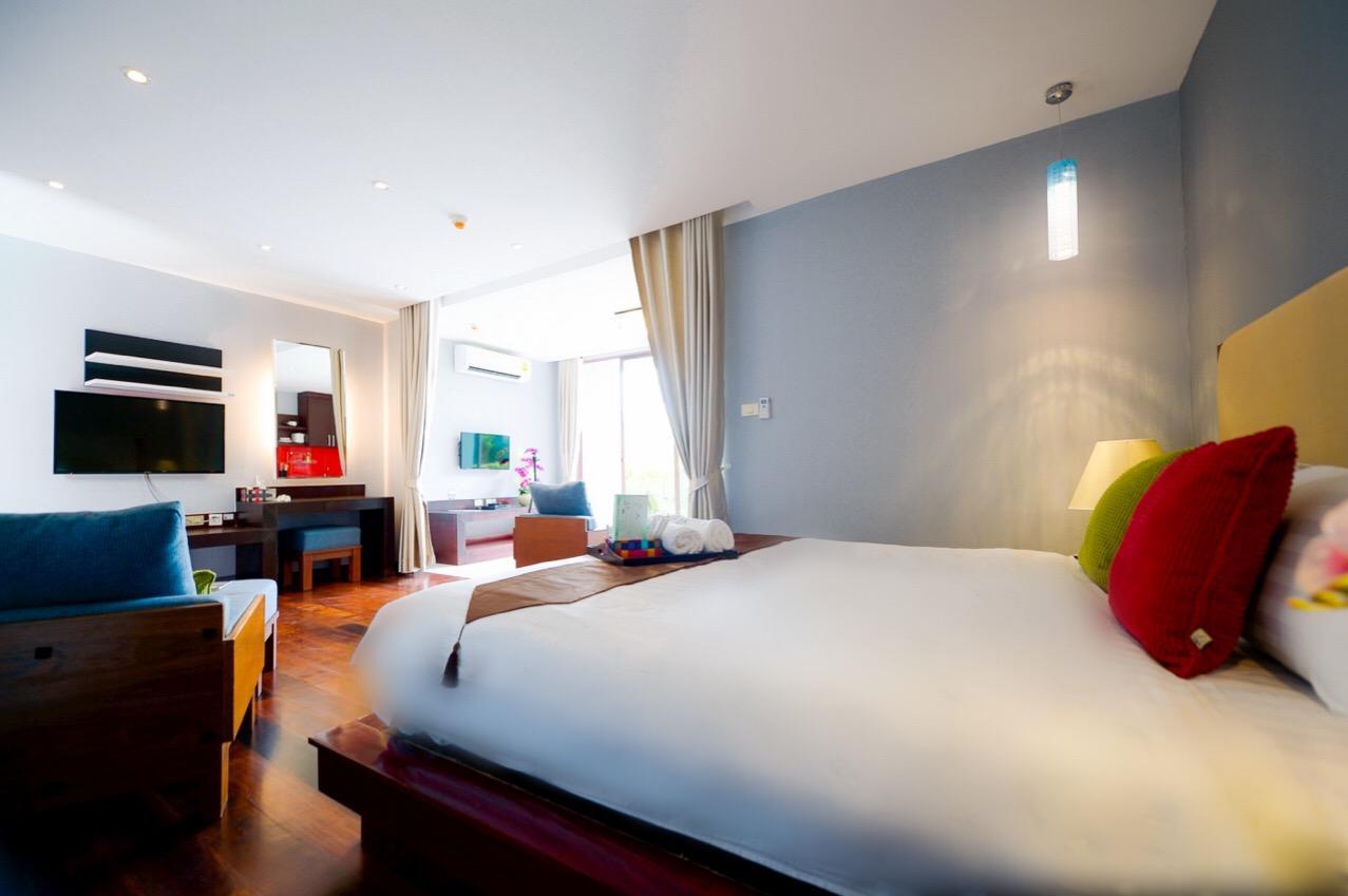 Nice Residence Hotel Huahin - Sha Extra Plus Exterior foto